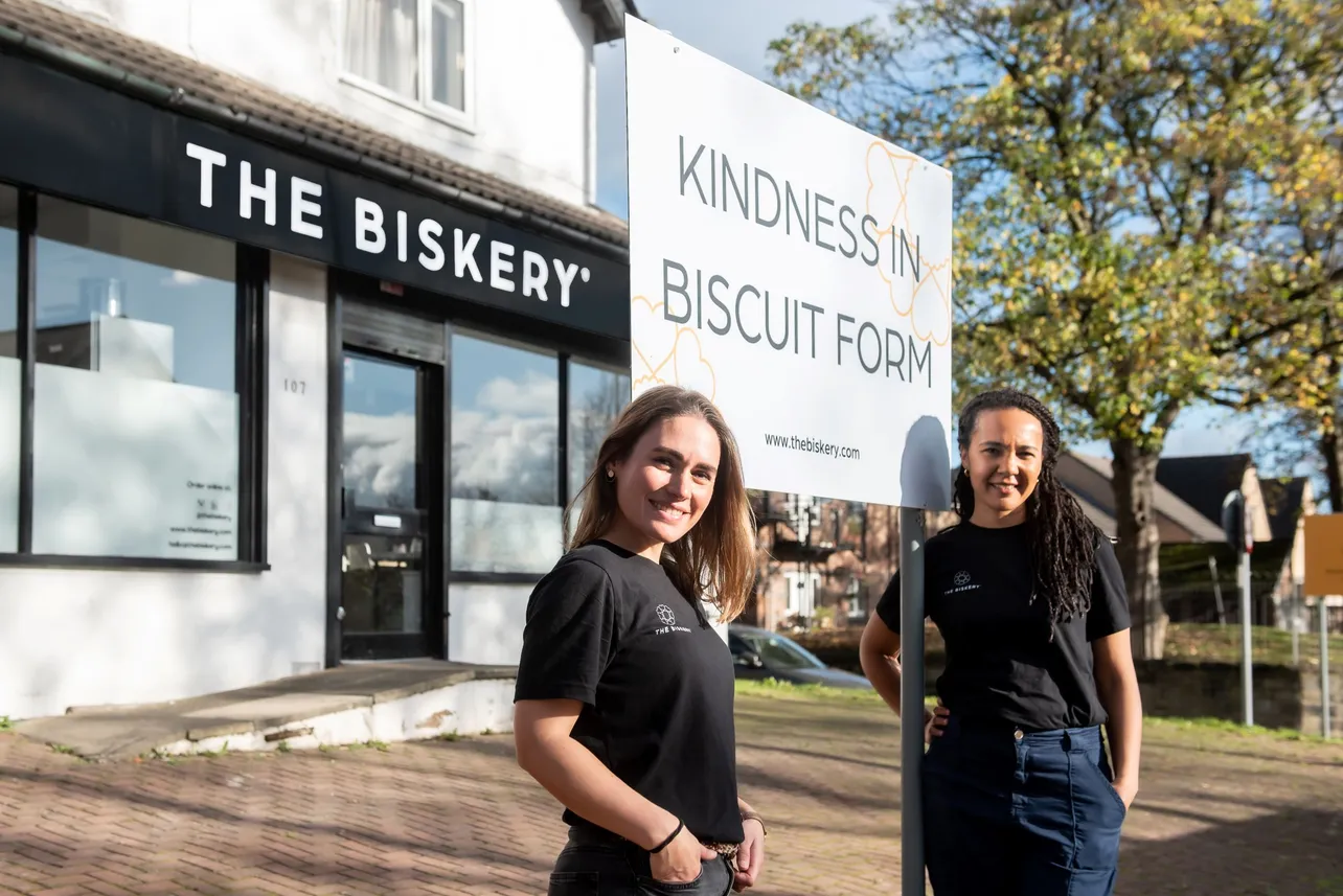 The Biskery: Sharing Thanks and Goodness, One Delicious Biscuit at a Time